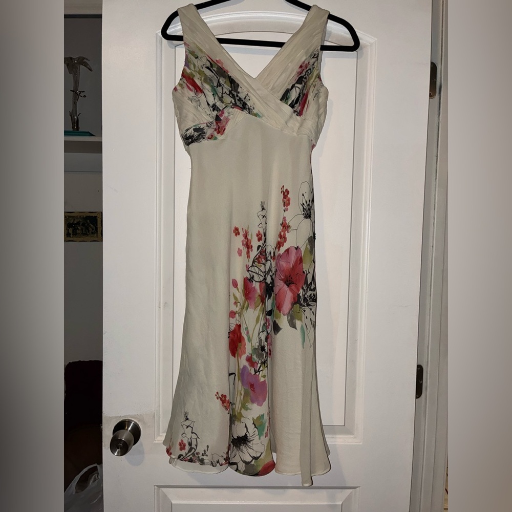 Adrianna Papell Pink and Red Sleeveless V-Neck Midi Sundress